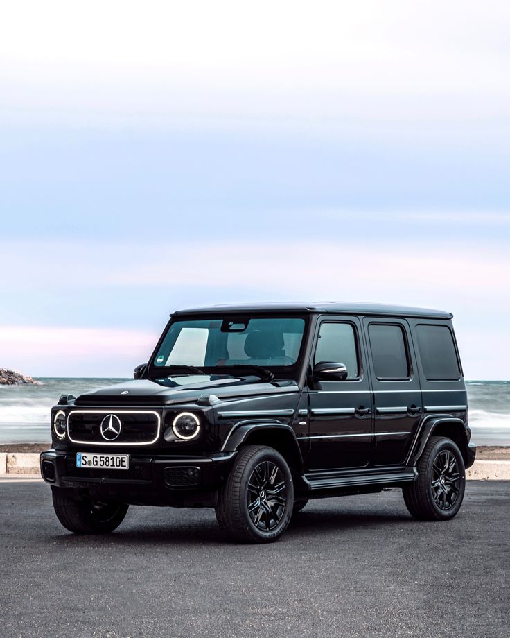 Mercedes-Benz G580 with EQ technology